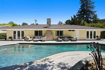 22615 Dardenne Street, Calabasas, CA 91302 - Photo 10