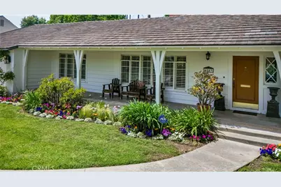 6843 Chisholm, Van Nuys, CA 91406 - Photo 2