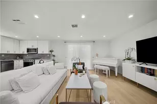 23817 Victory Blvd, West Hills, CA 91307 - Photo 6