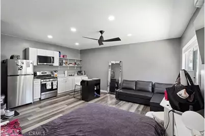28948 Flowerpark Drive, Canyon Country, CA 91387 - Photo 22