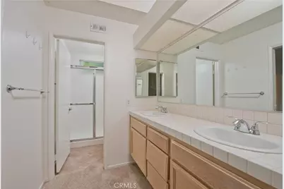 23917 Bennington, Valencia, CA 91354 - Photo 14