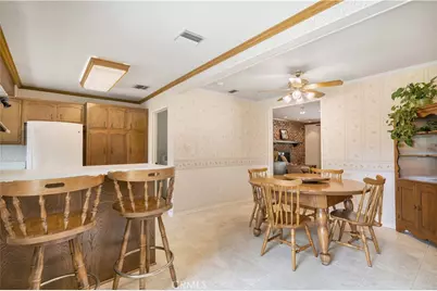 15803 Gault Street, Lake Balboa, CA 91406 - Photo 14