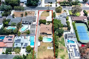 15803 Gault St, Lake Balboa, CA 91406 - Photo 2
