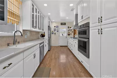 1426 N Buena Vista, Burbank, CA 91505 - Photo 32