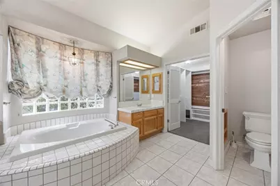 8706 Dalby Court, Bakersfield, CA 93313 - Photo 32