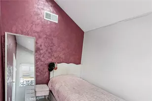 10659 Bloomfield St, Toluca Lake, CA 91602 - Photo 32