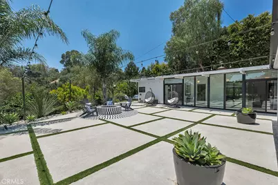 21520 Arcos, Woodland Hills, CA 91364 - Photo 14