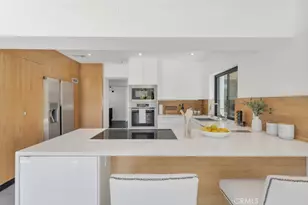 21520 Arcos, Woodland Hills, CA 91364 - Photo 10