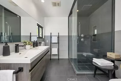 21520 Arcos, Woodland Hills, CA 91364 - Photo 20
