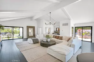 21520 Arcos, Woodland Hills, CA 91364 - Photo 6