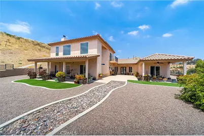 13675 Davenport, Agua Dulce, CA 91390 - Photo 48
