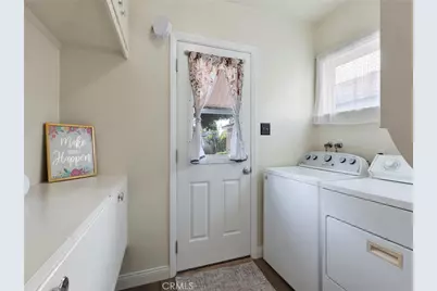 8043 Rhodes, North Hollywood, CA 91605 - Photo 20