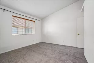 11150 Glenoaks Blvd, Pacoima, CA 91331 - Photo 22