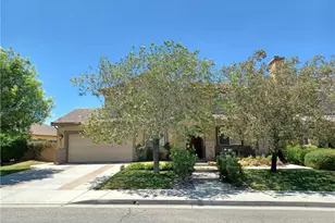 37105 Firethorn, Palmdale, CA 93550 - Photo 2