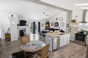 20147 Edgewater Dr, Canyon Country, CA 91351 - Photo 4