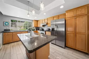 25445 Via Macarena, Valencia, CA 91355 - Photo 12