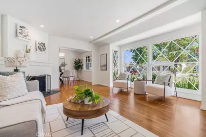 13032 Hesby, Sherman Oaks, CA 91423 - Photo 6