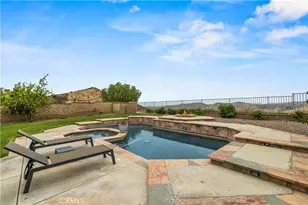 22915 Raintree Ln, Saugus, CA 91390 - Photo 42