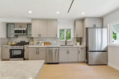 23800 Tiara, Woodland Hills, CA 91367 - Photo 20