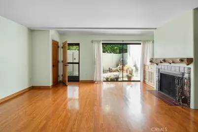 5249 Colodny #8, Agoura Hills, CA 91301 - Photo 2