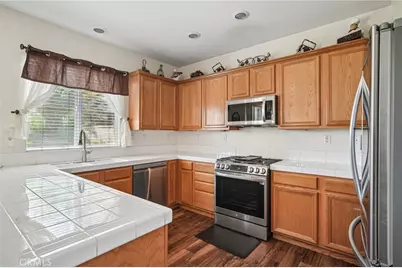 37326 Pippin Place, Palmdale, CA 93551 - Photo 4