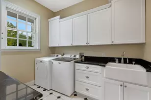 10955 Winnetka Ave, Chatsworth, CA 91311 - Photo 16