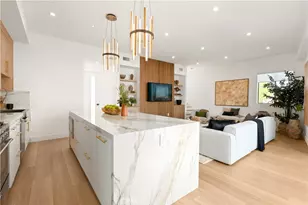 11026 Oxnard St, North Hollywood, CA 91606 - Photo 6