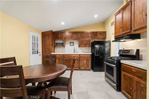 19012 Drycliff, Canyon Country, CA 91351 - Photo 8