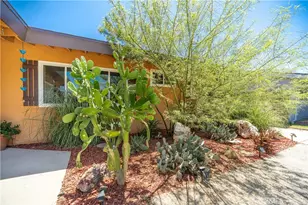 6600 Whitaker, Lake Balboa, CA 91406 - Photo 2