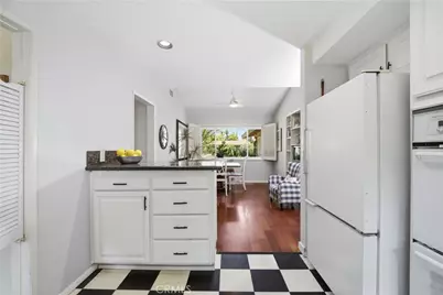 6600 Whitaker, Lake Balboa, CA 91406 - Photo 12