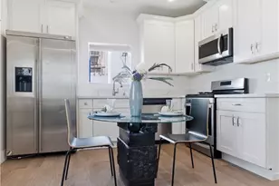 1364 S Ridgeley, Los Angeles, CA 90019 - Photo 20