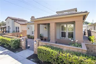 23734 Mahogany Ct, Valencia, CA 91354 - Photo 2