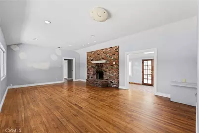 5403 Shirley Avenue, Tarzana, CA 91356 - Photo 4
