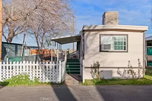 45446 7th Street, Lancaster, CA 93535 - Photo 2