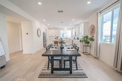 27154 Valley Oak Place, Valencia, CA 91381 - Photo 24
