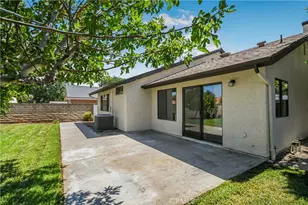 29524 Cambridge, Castaic, CA 91384 - Photo 26