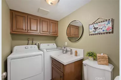 25023 1/2 Everett, Newhall, CA 91321 - Photo 8