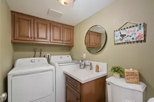 25023 1/2 Everett, Newhall, CA 91321 - Photo 8