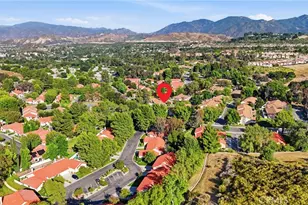 20002 Ave Of The Oaks, Newhall, CA 91321 - Photo 30