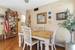20002 Ave Of The Oaks, Newhall, CA 91321 - Photo 6