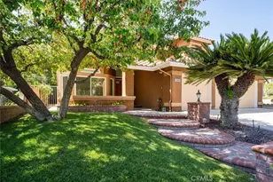 28753 Kathleen, Saugus, CA 91390 - Photo 2