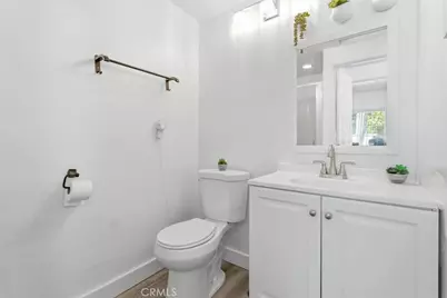 7959 Bothwell, Reseda, CA 91335 - Photo 20