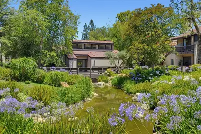21901 Burbank, Woodland Hills, CA 91367 - Photo 22