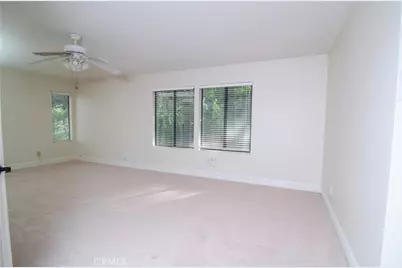24371 Crestview Drive, Newhall, CA 91321 - Photo 44