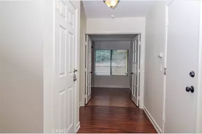 24371 Crestview Drive, Newhall, CA 91321 - Photo 20