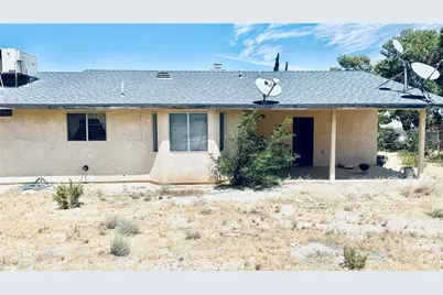 31195 Stanley Street, Lucerne Valley, CA 92356 - Photo 2