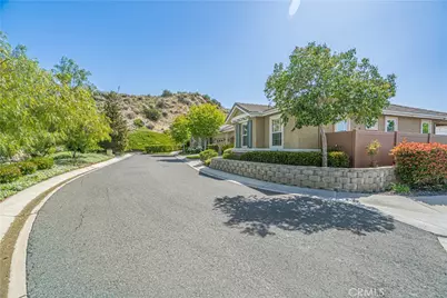 19534 Eleven Court, Newhall, CA 91321 - Photo 28