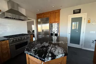 32080 Avenida Donari, Agua Dulce, CA 91390 - Photo 24