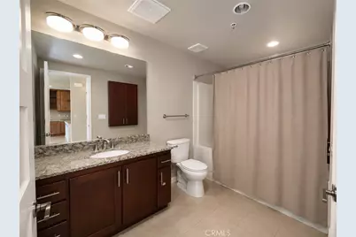21301 Erwin Street #322, Woodland Hills, CA 91367 - Photo 20