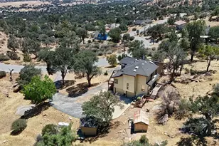 21800 Quail Springs Rd, Golden Hills, CA 93561 - Photo 6